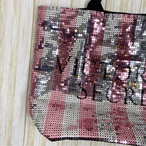 Victoria’s Secret Pink & Silver Sequin Stripe Tote Bag - Picture 2 of 8